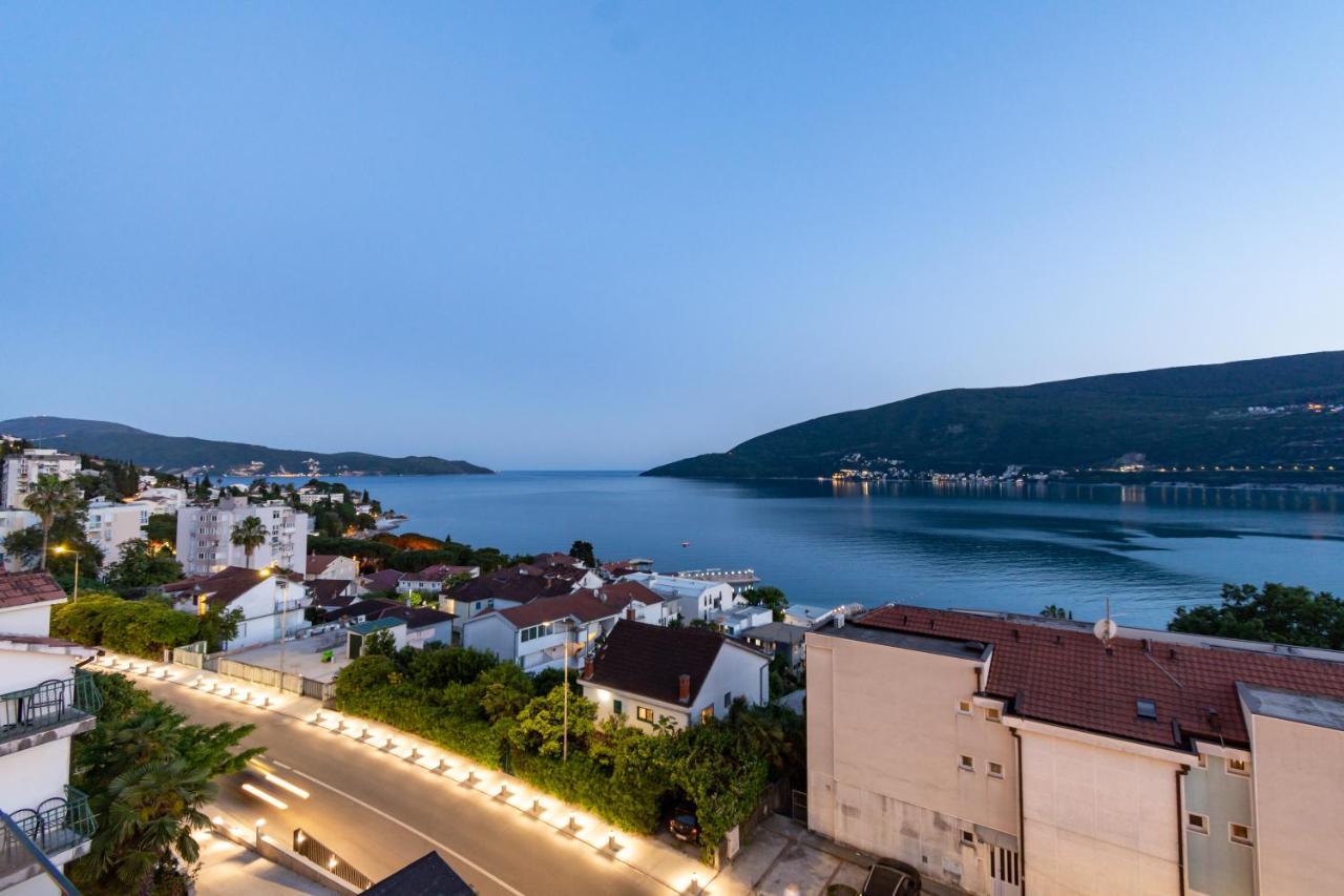 Garni Hotel Kruso Herceg Novi Buitenkant foto