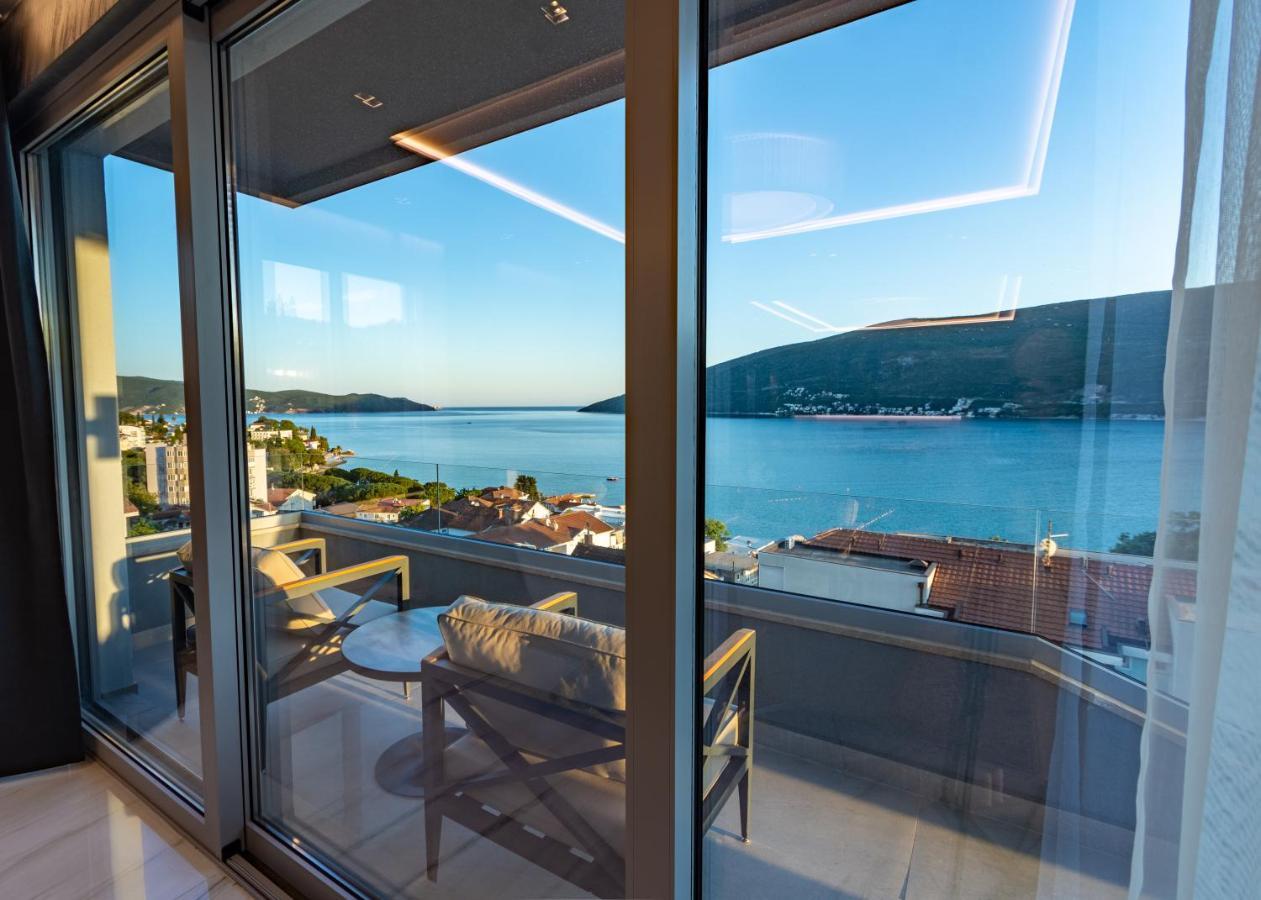 Garni Hotel Kruso Herceg Novi Buitenkant foto