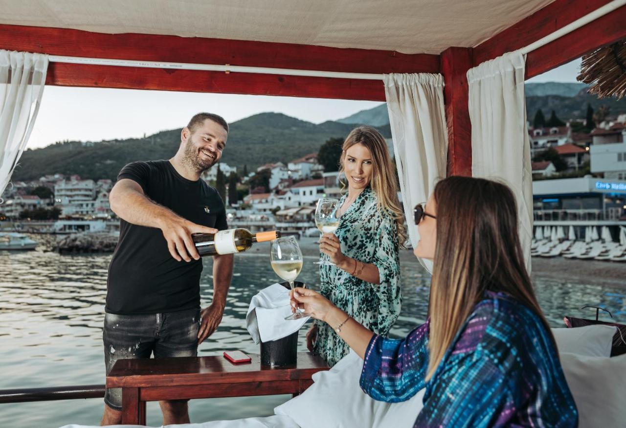 Garni Hotel Kruso Herceg Novi Buitenkant foto