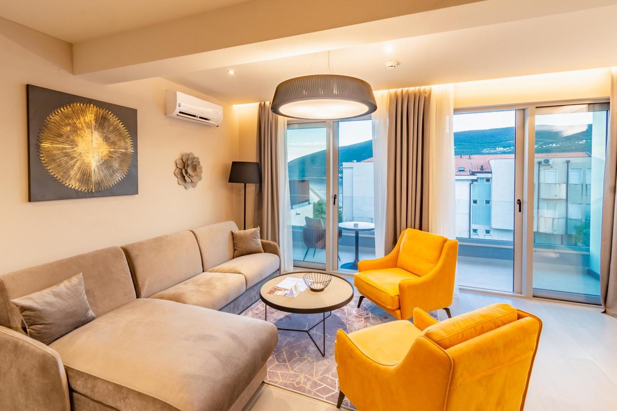 Garni Hotel Kruso Herceg Novi Kamer foto