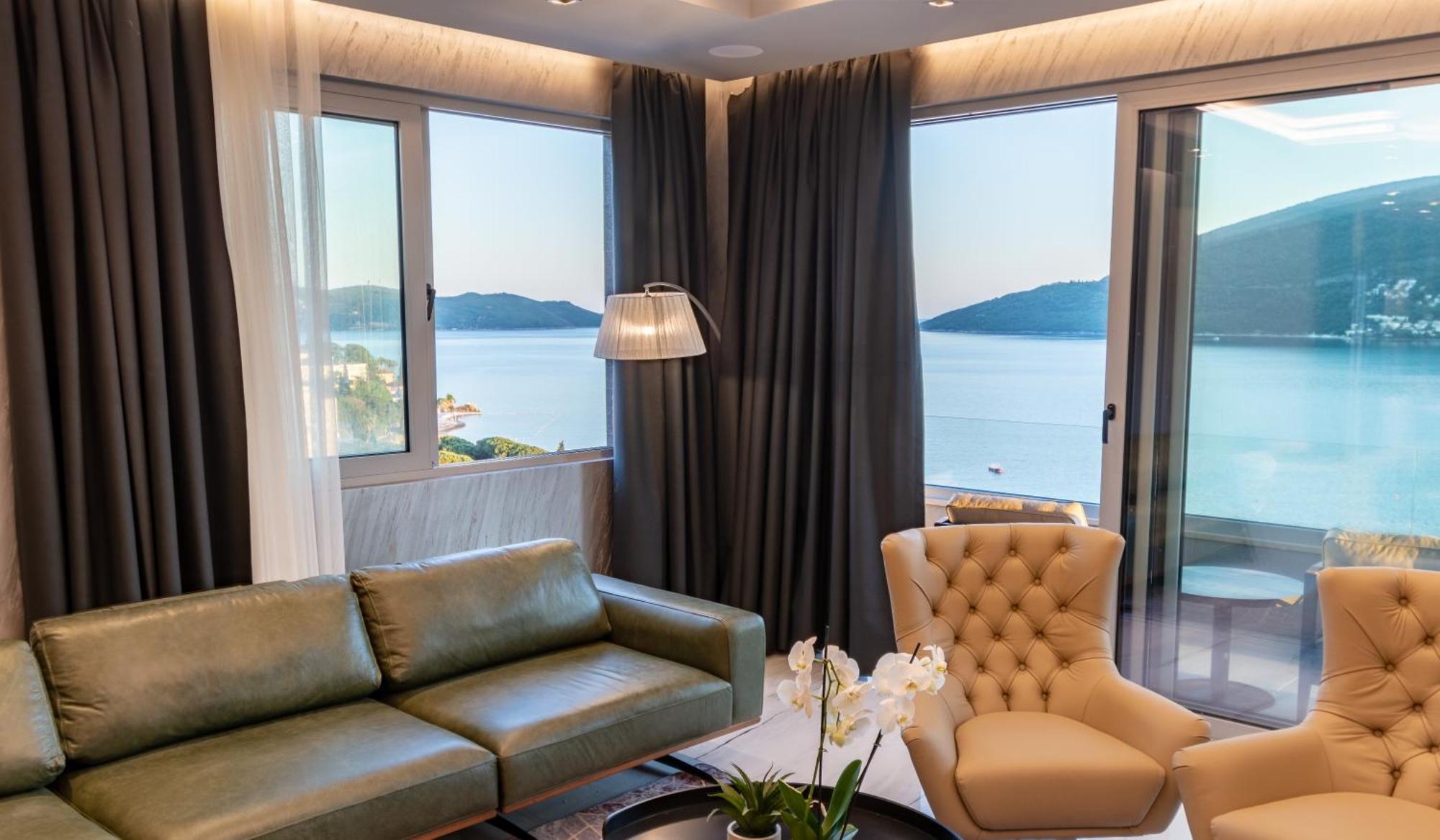 Garni Hotel Kruso Herceg Novi Kamer foto