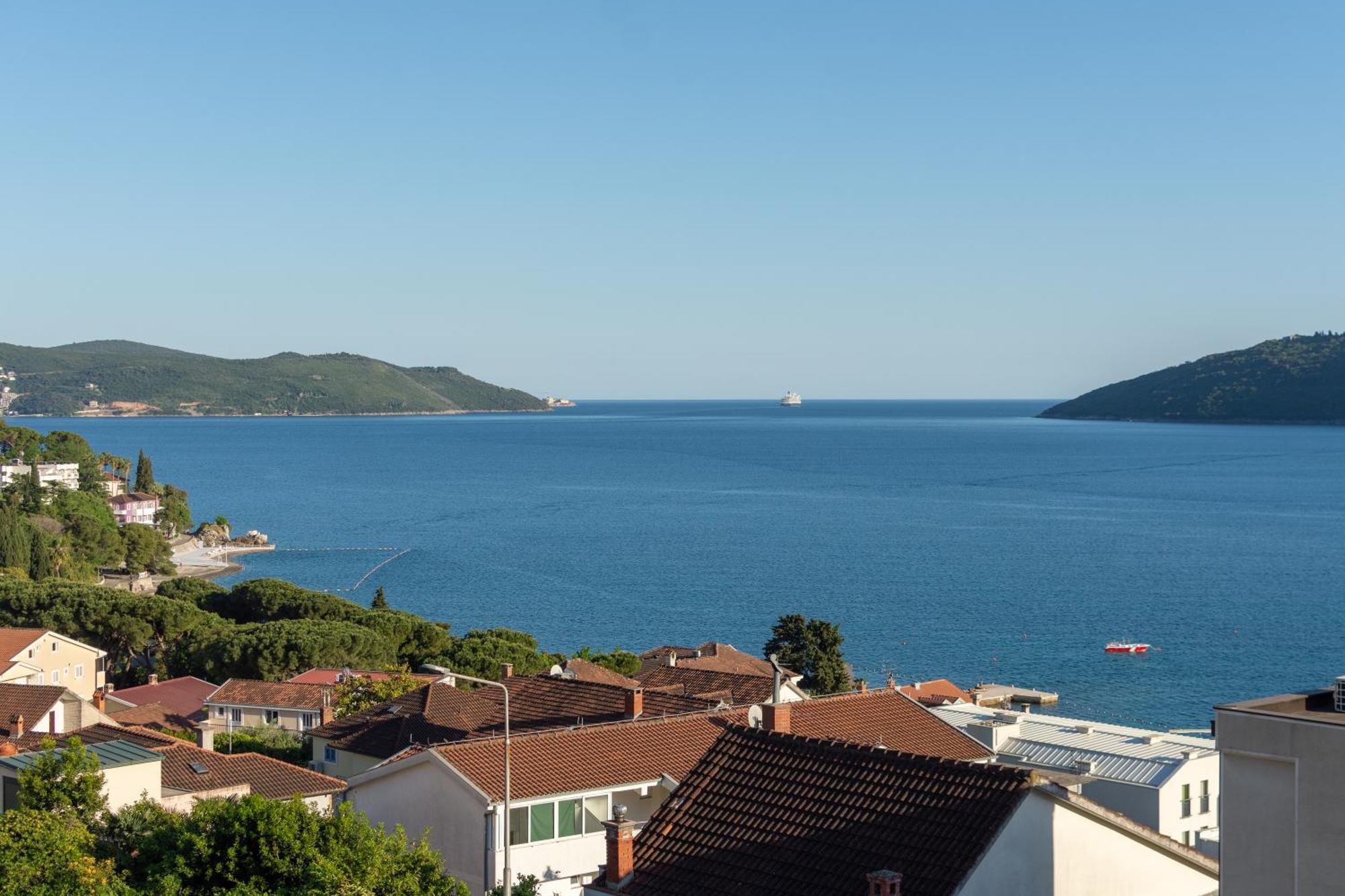 Garni Hotel Kruso Herceg Novi Kamer foto